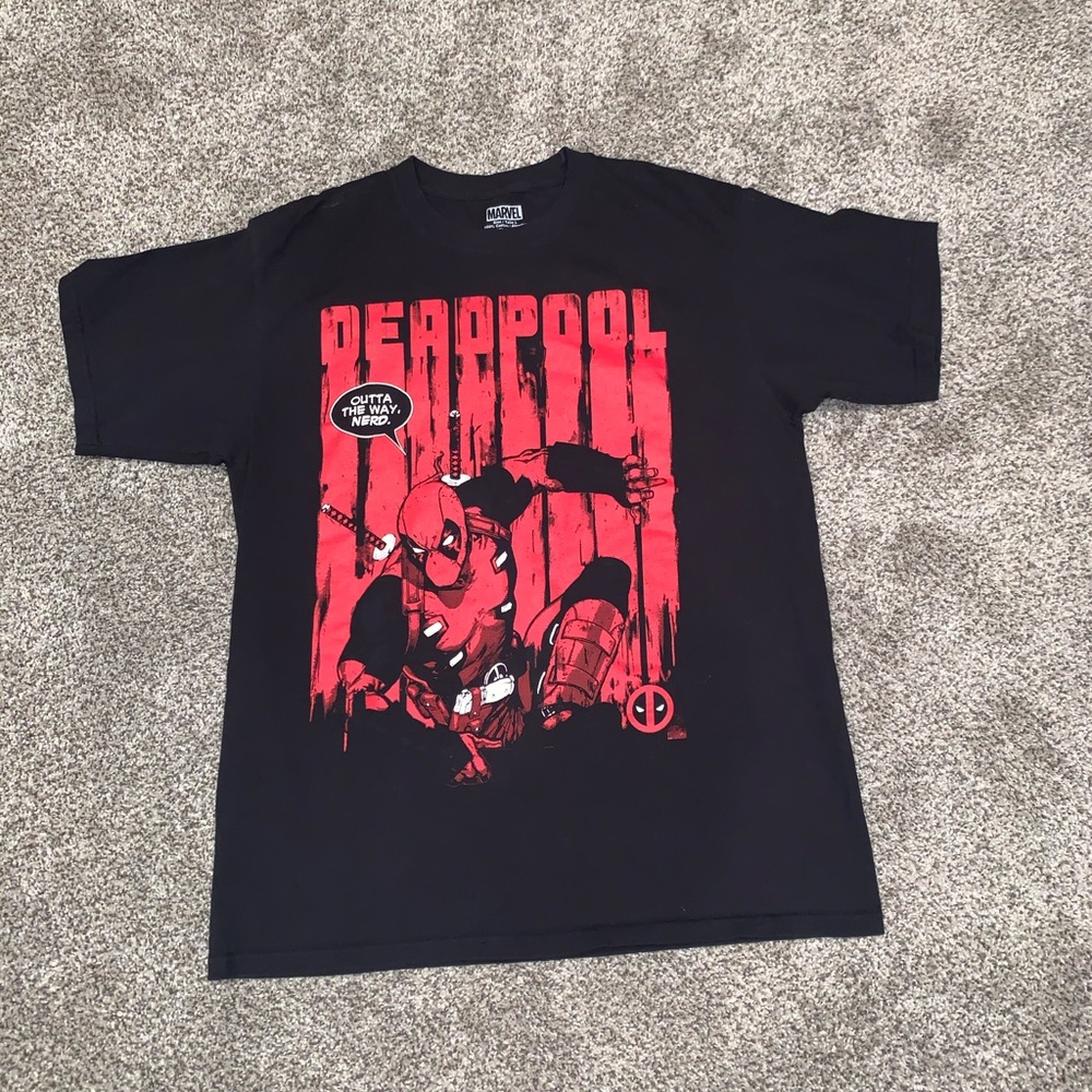 MARVEL Graphic Shirt